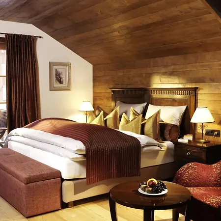Spacious Chalet In Prázdninový dům *