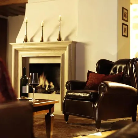 Spacious Chalet In Prázdninový dům