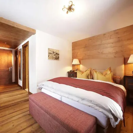 Prázdninový dům Spacious Chalet In Klosterle am Arlberg
